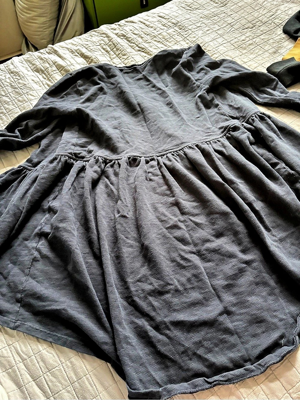 t.la Women black open cardigan Size Small